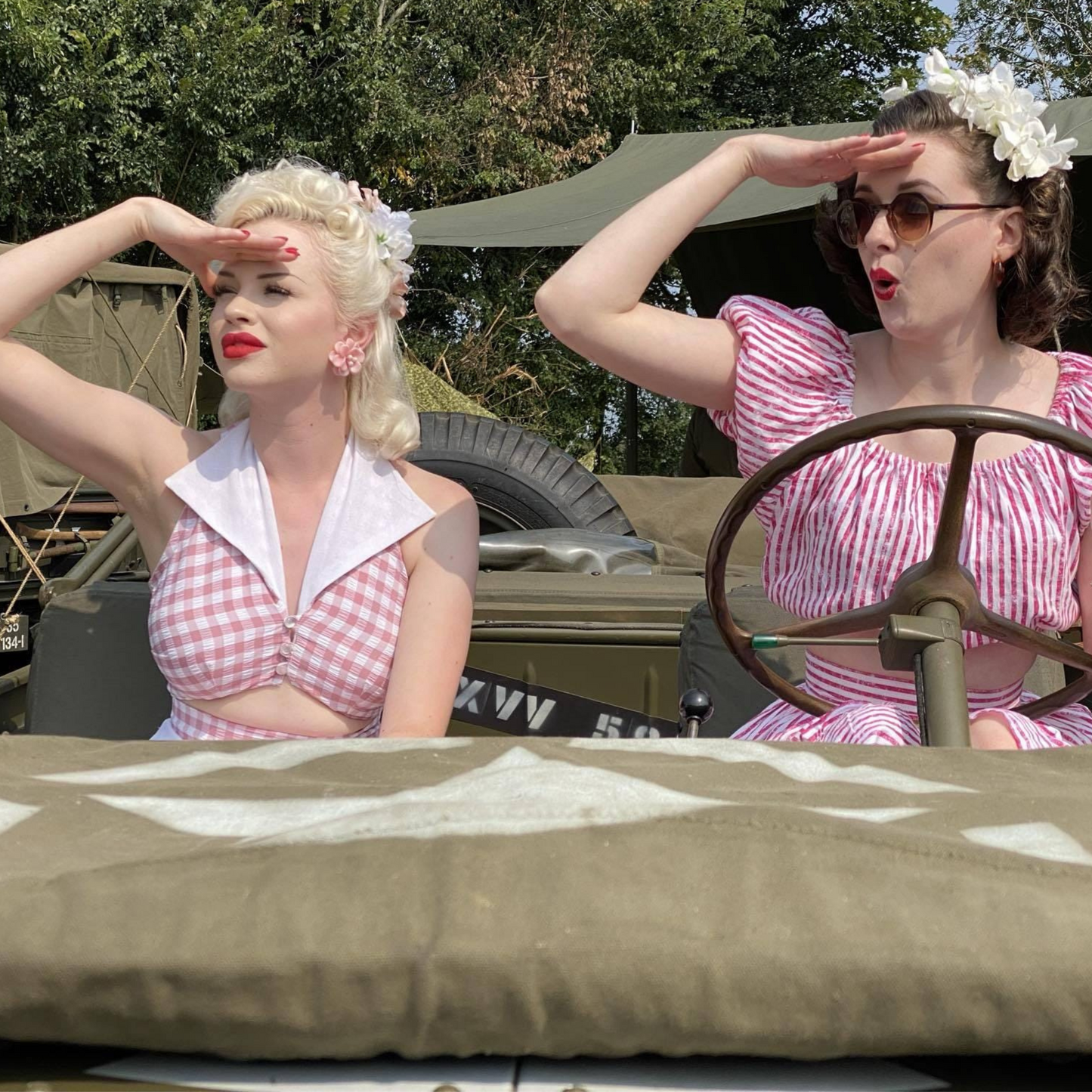 Vintage 11940s Pattern, Cropped Top, Skirt & Shorts - woman wearing beach set