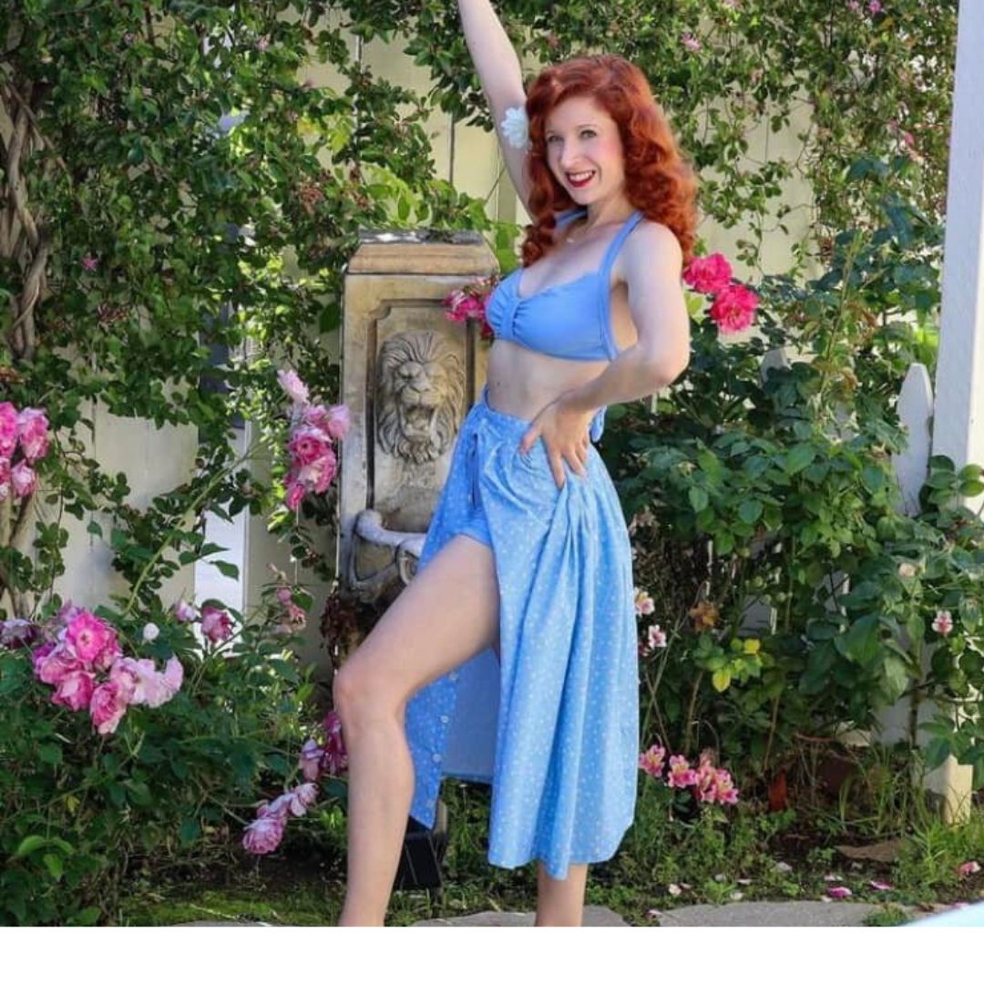 Padrão dos anos 1940, Conjunto de Praia Pin Up em Quatro Peças - Busto 33"- 43,5" (84cm-111cm) - Tamanhos Múltiplos