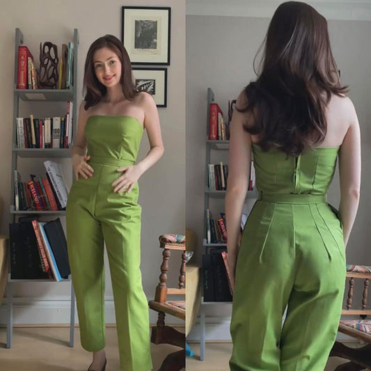 Truly Grace wearing proportioned trousers made from Simplicity 3257 sewing pattern