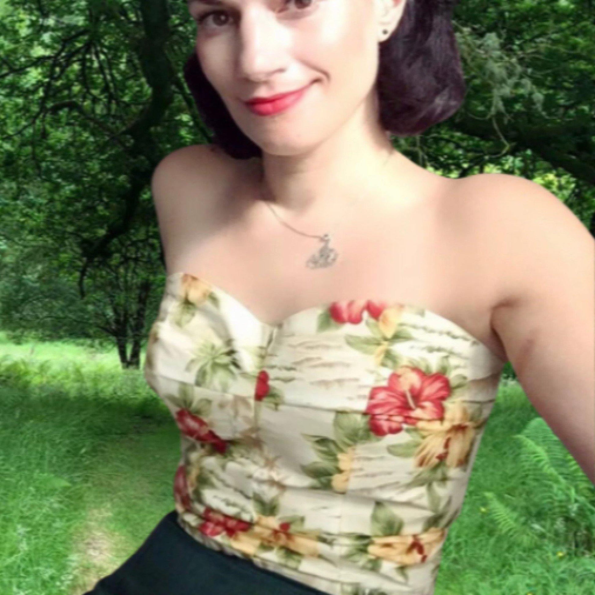 Women wearing rockabilly tops